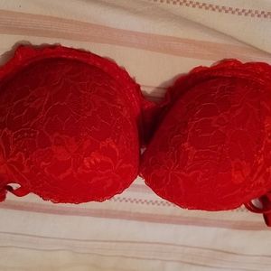 PINK By Victoria’s Secret red lace DATE PUSHUP bra